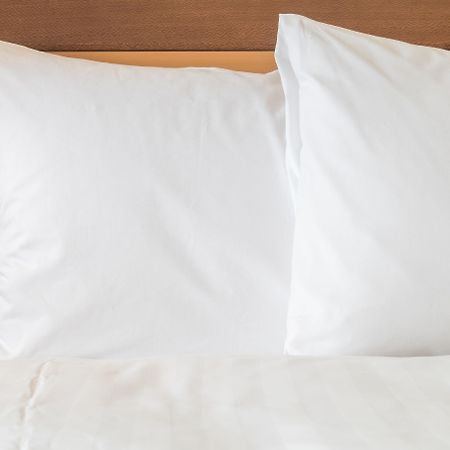 Staybridge Suites Marquette By Ihg מראה חיצוני תמונה