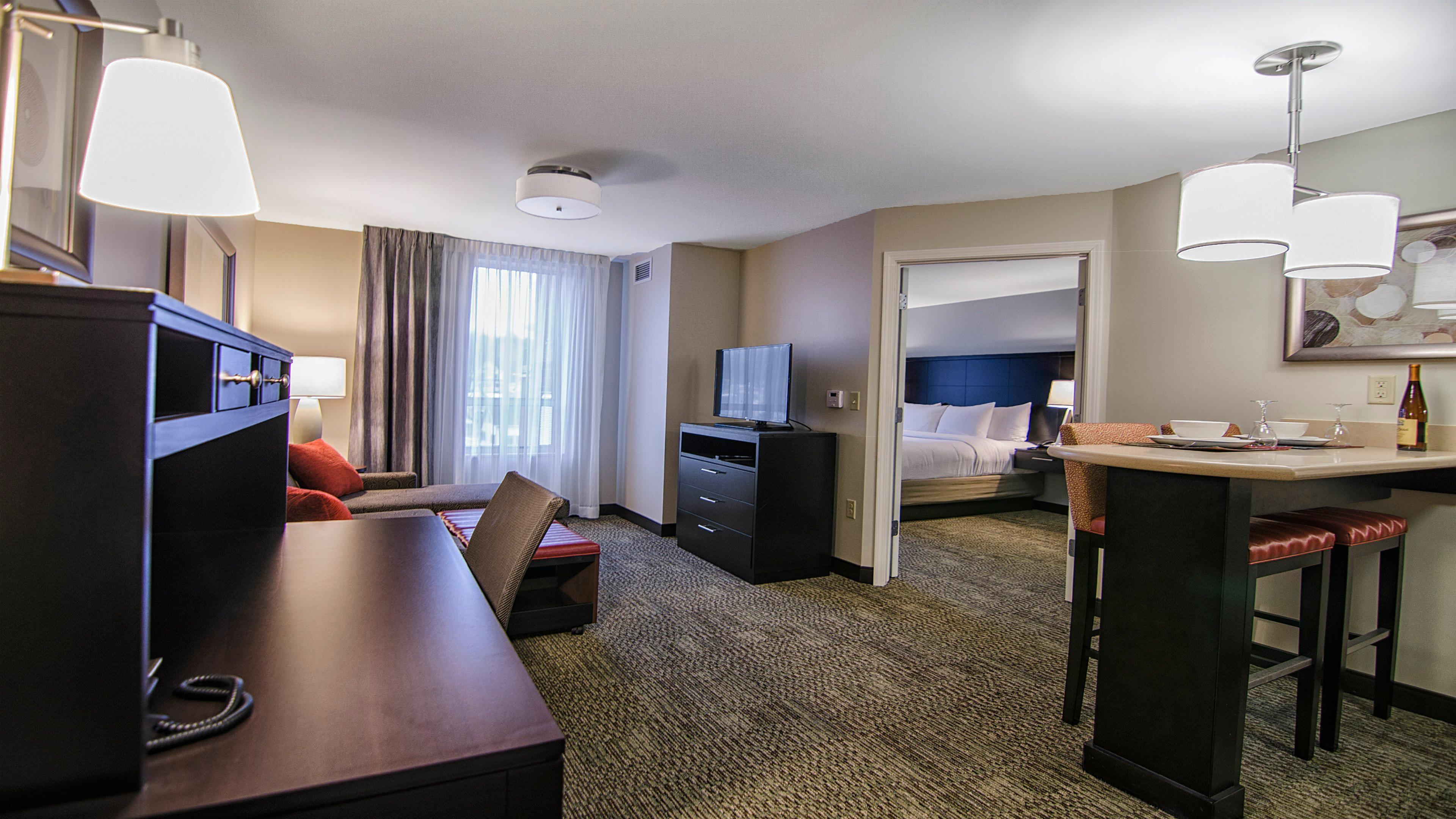 Staybridge Suites Marquette By Ihg מראה חיצוני תמונה